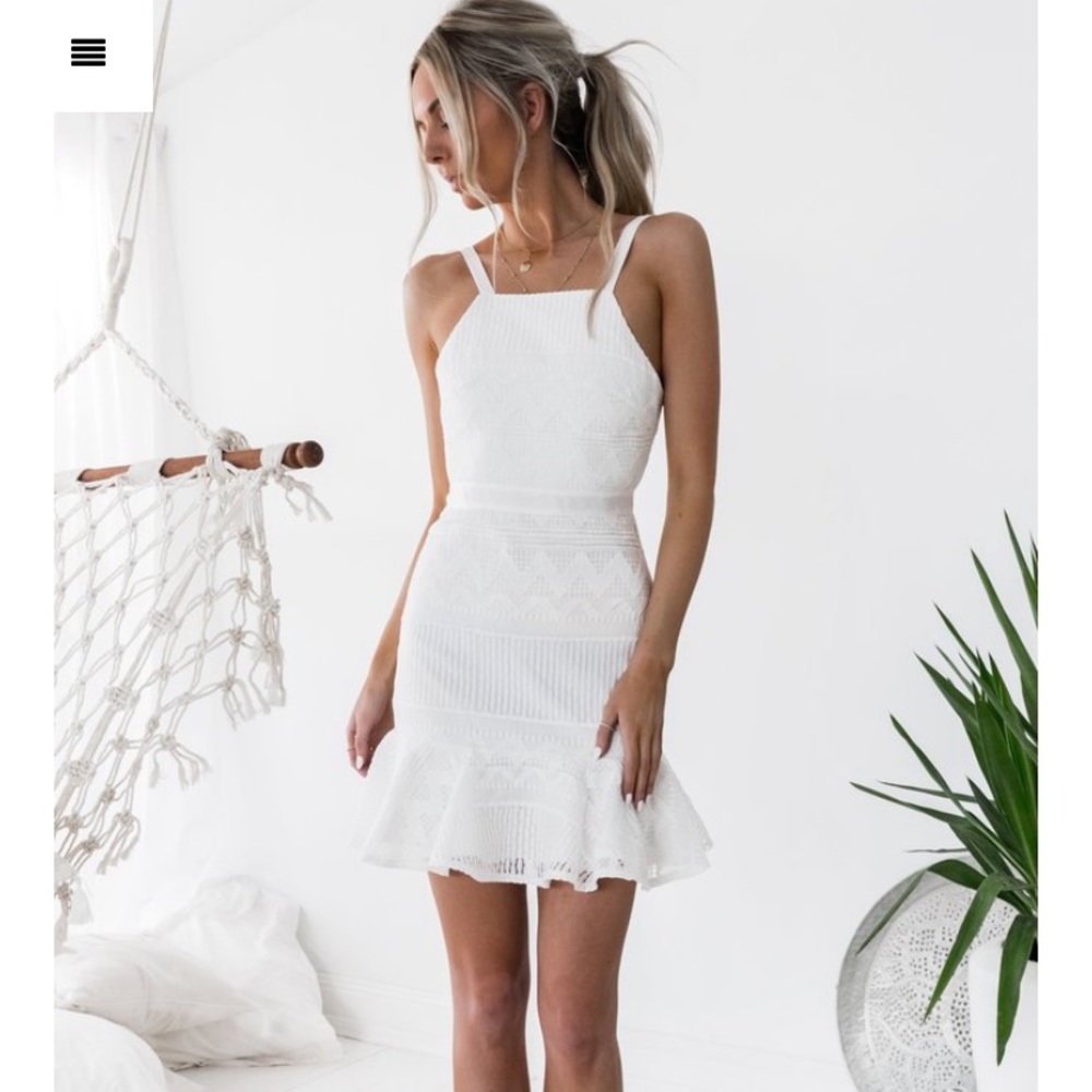 Jaus dress size 4